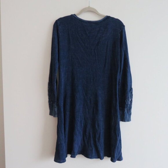 ABLE Distressed Blue Waffle Knit Crochet Cuff Swing Dress Boho Casual - Size S - Picture 3 of 15
